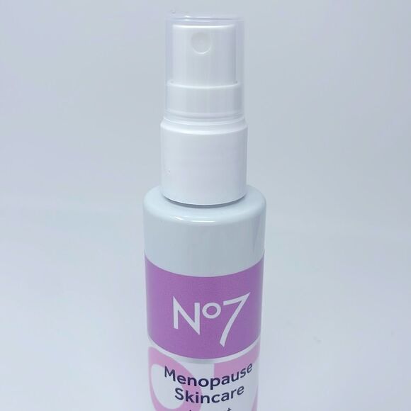 No7 Menopause Skincare Instant Cooling Refreshing Mist Spray - Picture 5 of 6